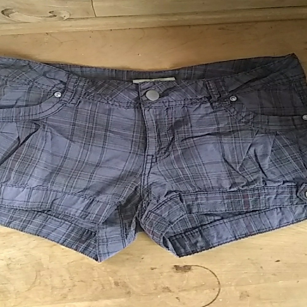 Purple checkard shorts from Paris Blues Size 5